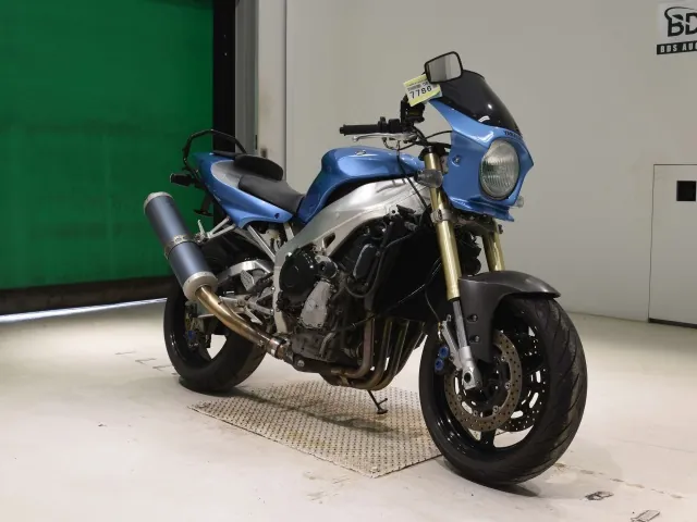 Yamaha YZF-R1 2002, light blue, фото 3