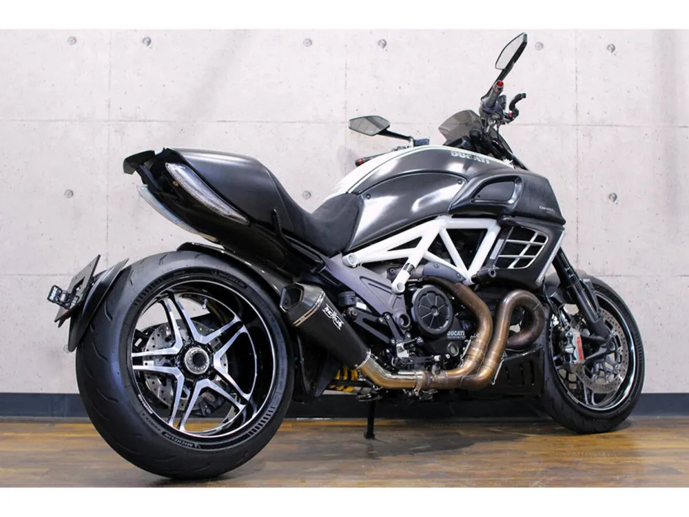 Ducati DIAVEL AMG 2012, фото 3