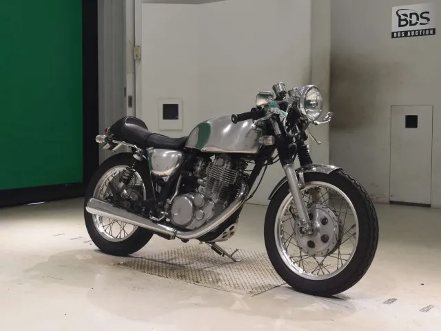 Yamaha SR400 1991, серебристый, фото 3