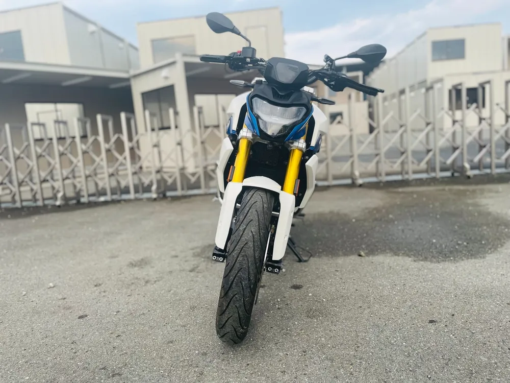 BMW G310R 2021, white / blue, фото 7