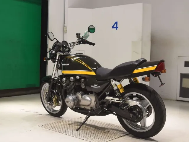 Kawasaki Zephyr750RS 1998, зелёный, фото 6