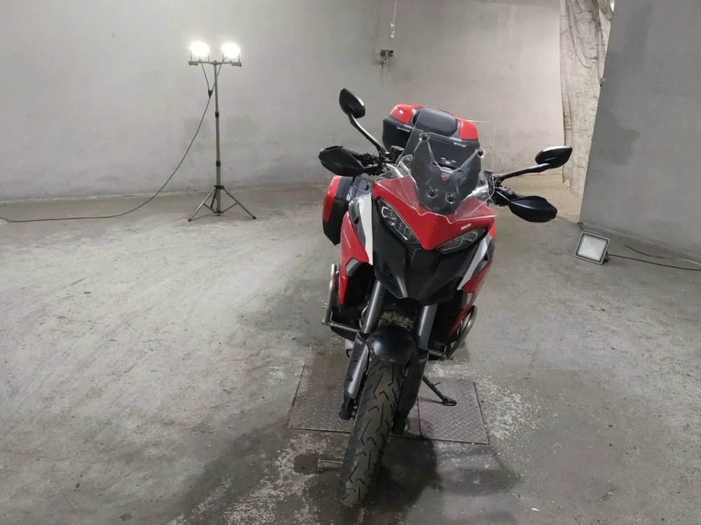 Ducati Multistrada V4S 2023, white / red, фото 3