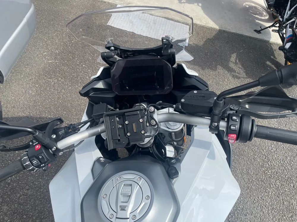 BMW F900R Base 2021, белый, фото 9