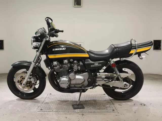 Kawasaki Zephyr750RS 1991, зелёный, фото 2