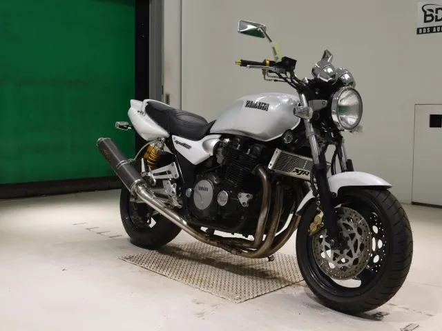 Yamaha XJR1300 1998, белый, фото 3