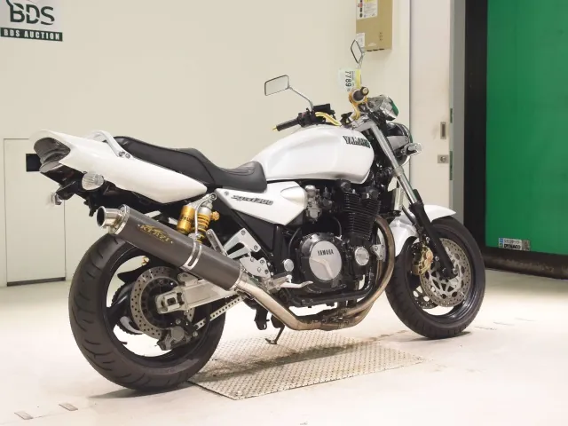 Yamaha XJR1300 1998, белый, фото 5
