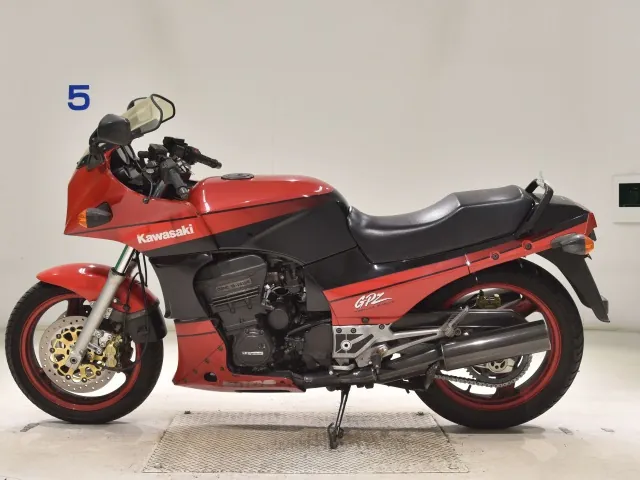 Kawasaki GPZ900R Ninja 1990, red | black, фото 2
