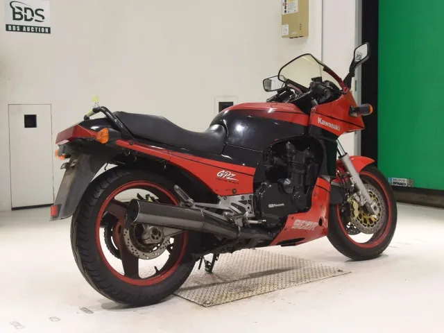 Kawasaki GPZ900R Ninja 1990, red | black, фото 5