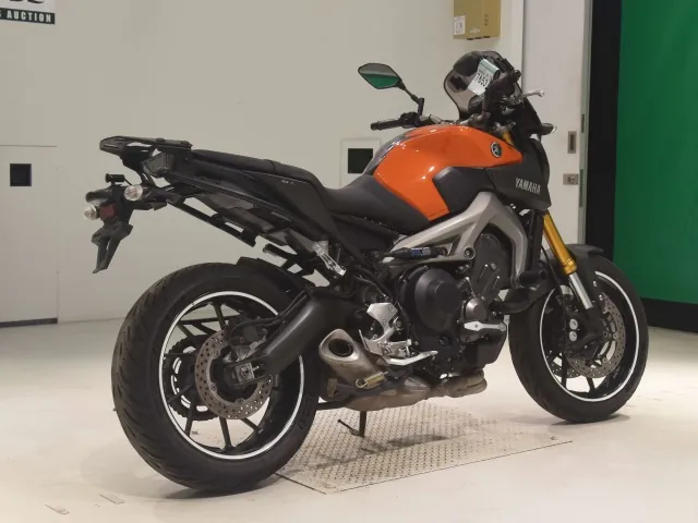 Yamaha MT-09, оранжевый, фото 5