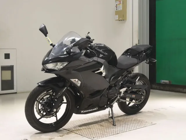 Kawasaki Ninja 400 2018, чёрный, фото 4