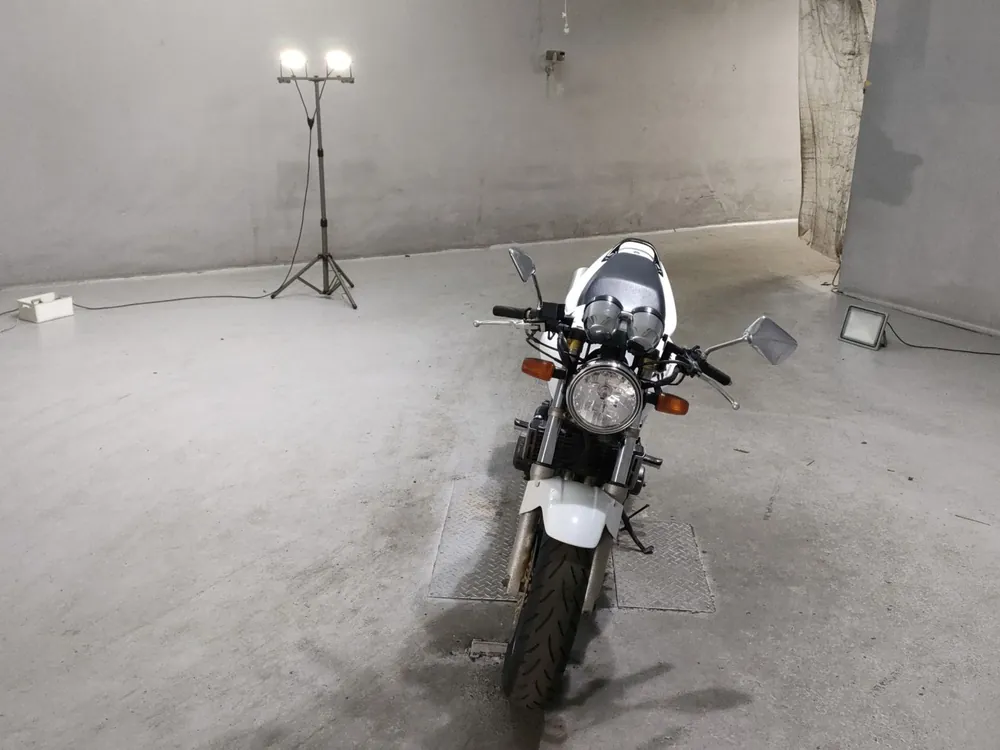 Honda Hornet 250, белый, фото 3