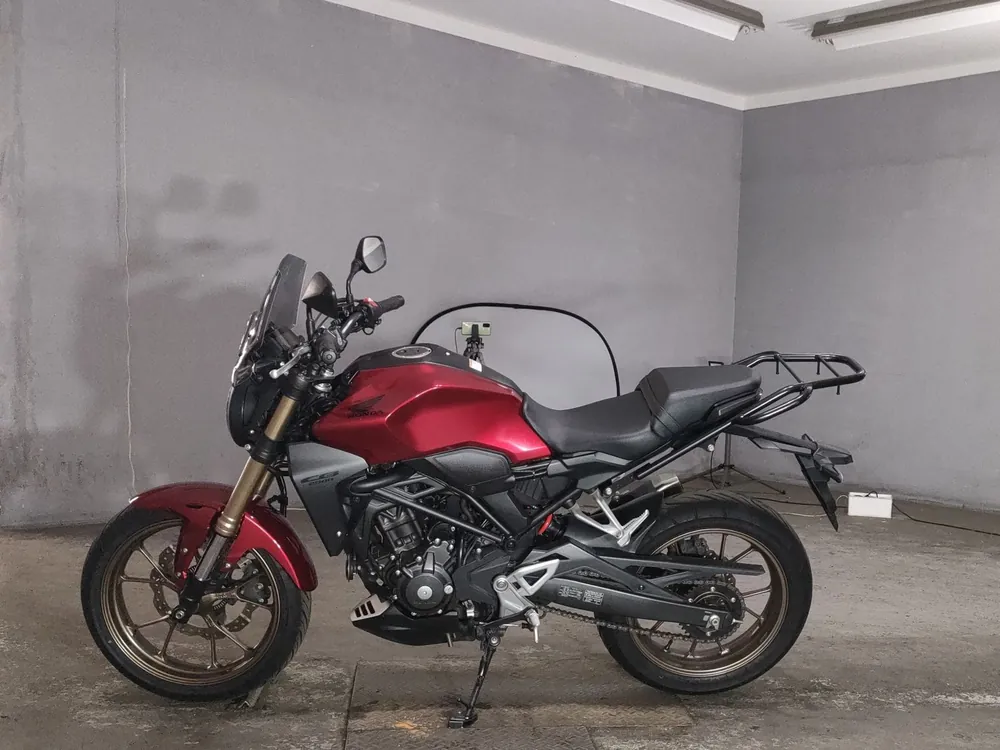 Honda CB250R MC52, красный, фото 2