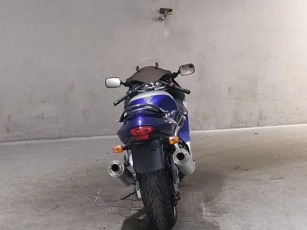 Suzuki GSX1300R Hayabusa 2002, silver / blue, фото 4
