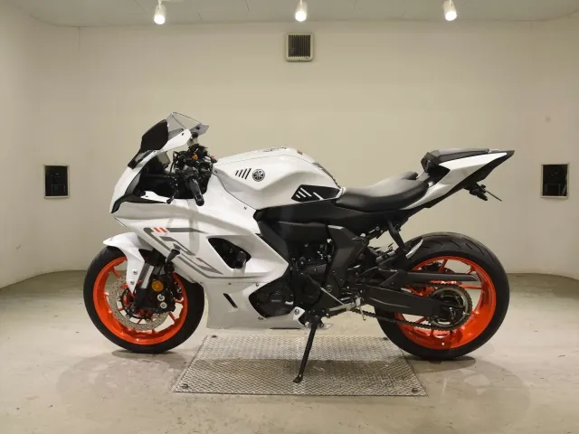 Yamaha YZF-R7 2023, белый, фото 2