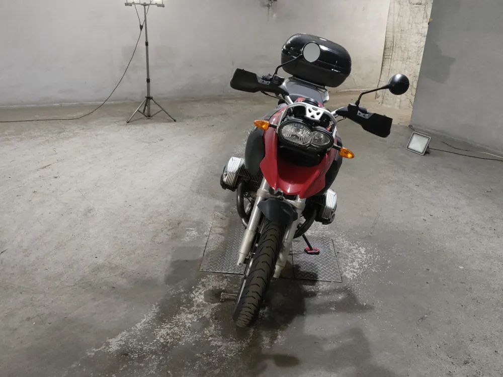 BMW R1200Gs 2004, серебристый, красный, фото 3