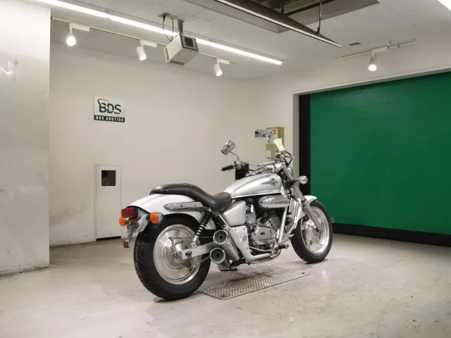 Honda V-Twin Magna 250, серебристый, фото 5