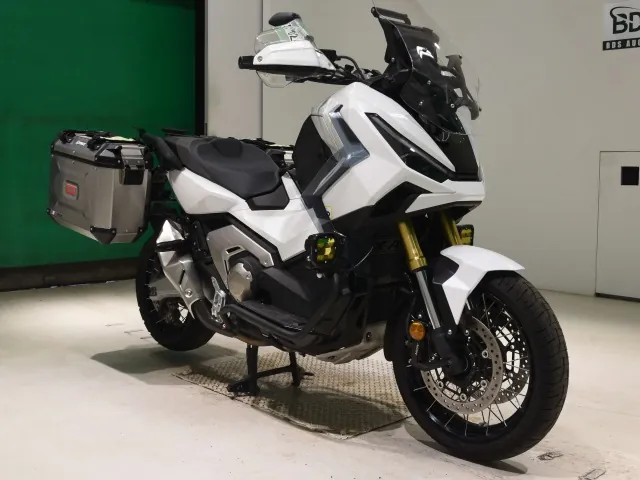 Honda X-ADV750 2024, белый, чёрный, фото 3