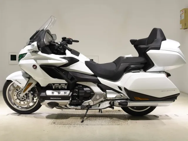 Honda GL1800 2026, белый, фото 2