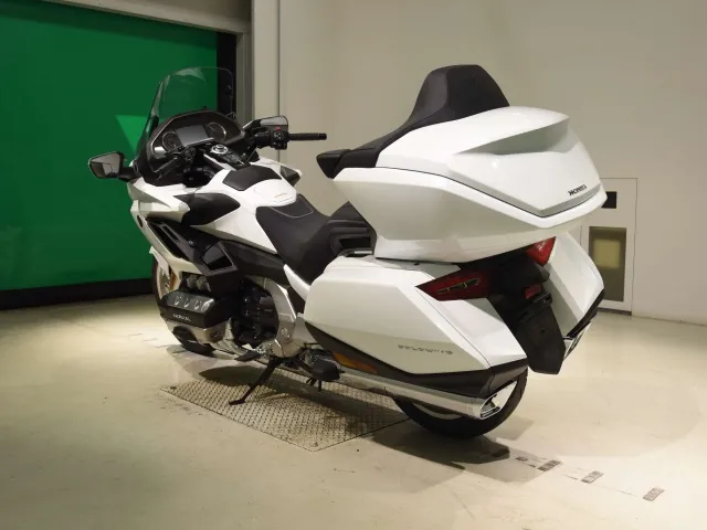 Honda GL1800 2026, белый, фото 6
