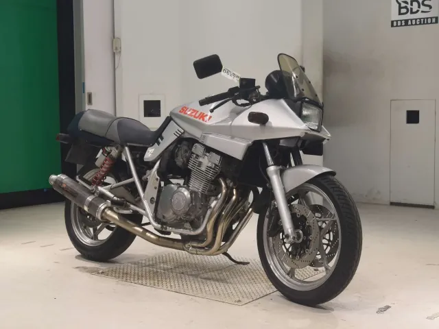 Suzuki GSX400S Katana 1992, серебристый, фото 3