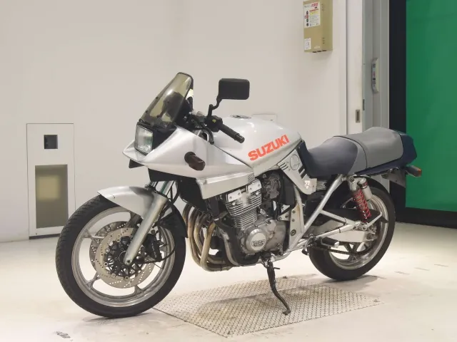 Suzuki GSX400S Katana 1992, серебристый, фото 4