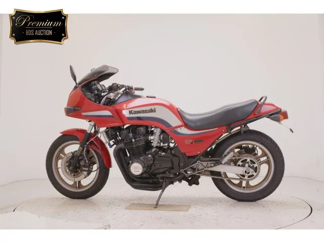 Kawasaki GPZ1100 1983, красный, фото 2