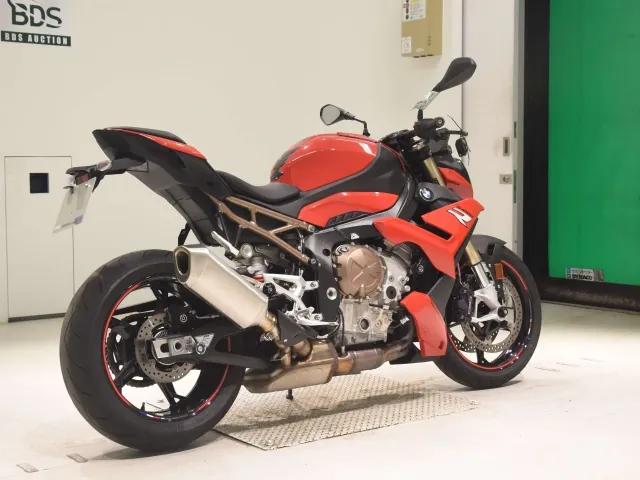 BMW S1000R 2021, красный, фото 5