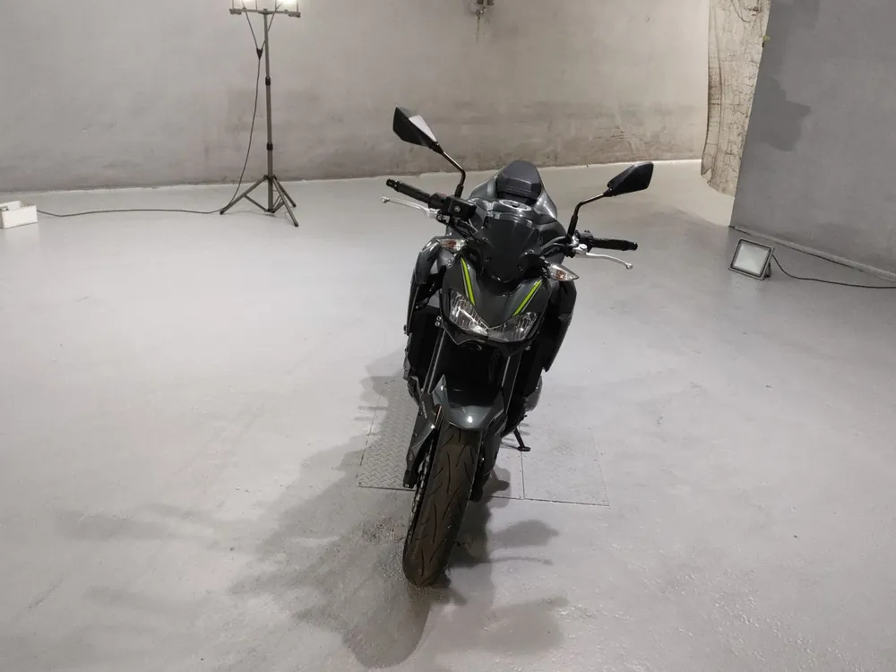 Kawasaki Z900-2 2020, gray / green, фото 3