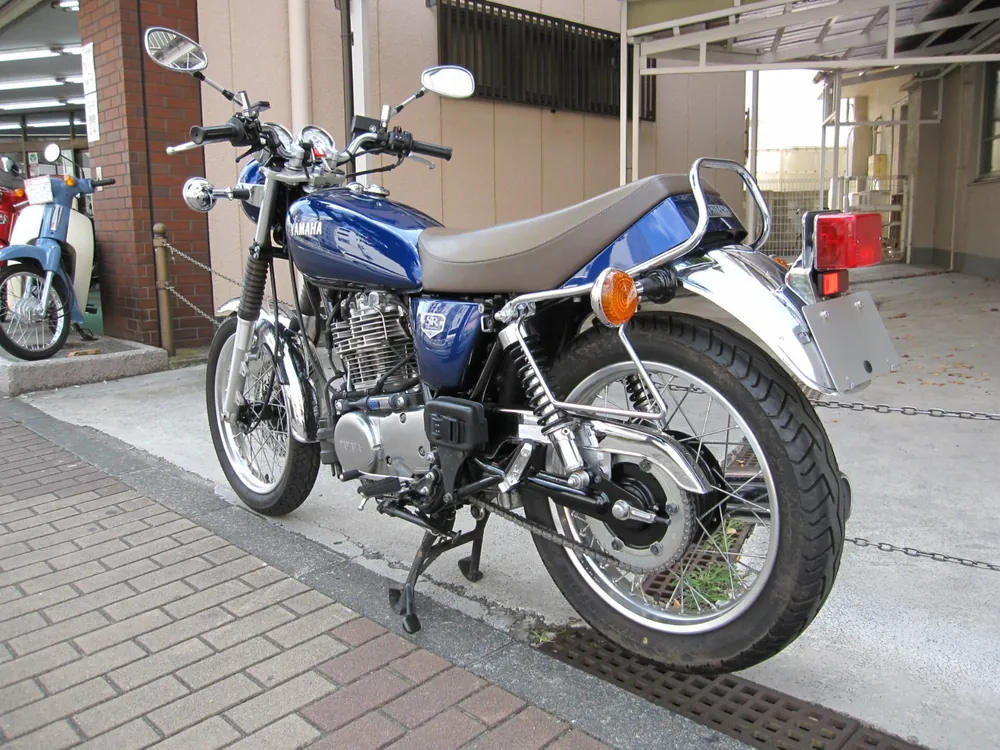 Yamaha SR400 Final Edition Limited 2021, синий, фото 8