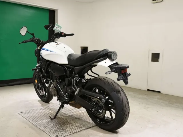 Yamaha Xsr700-2 2024, white | blue, фото 6