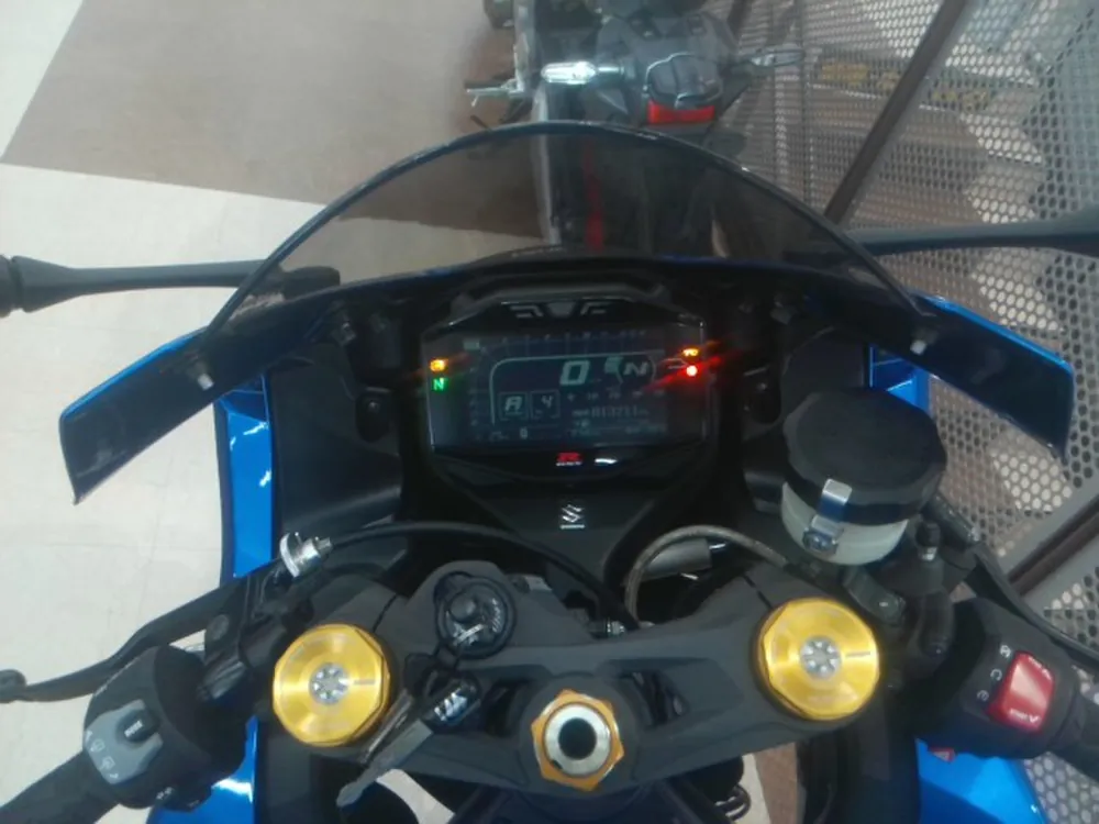 Suzuki GSX-R1000R 2019, silver / blue, фото 3