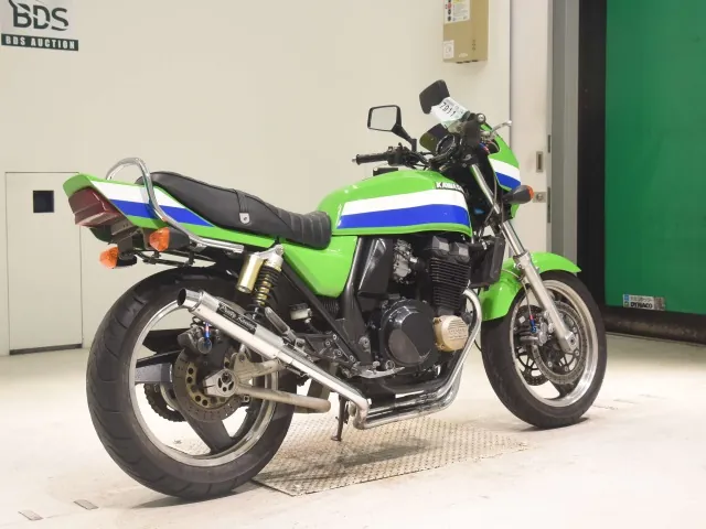 Kawasaki ZRX400-II 1996, зелёный, фото 5