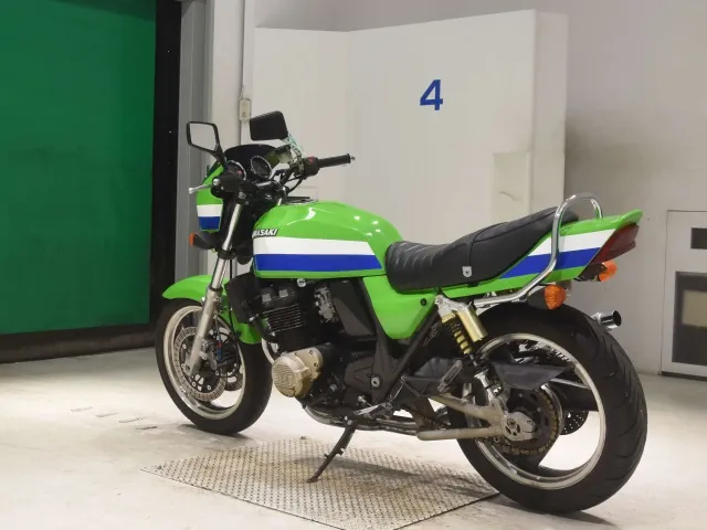Kawasaki ZRX400-II 1996, зелёный, фото 6