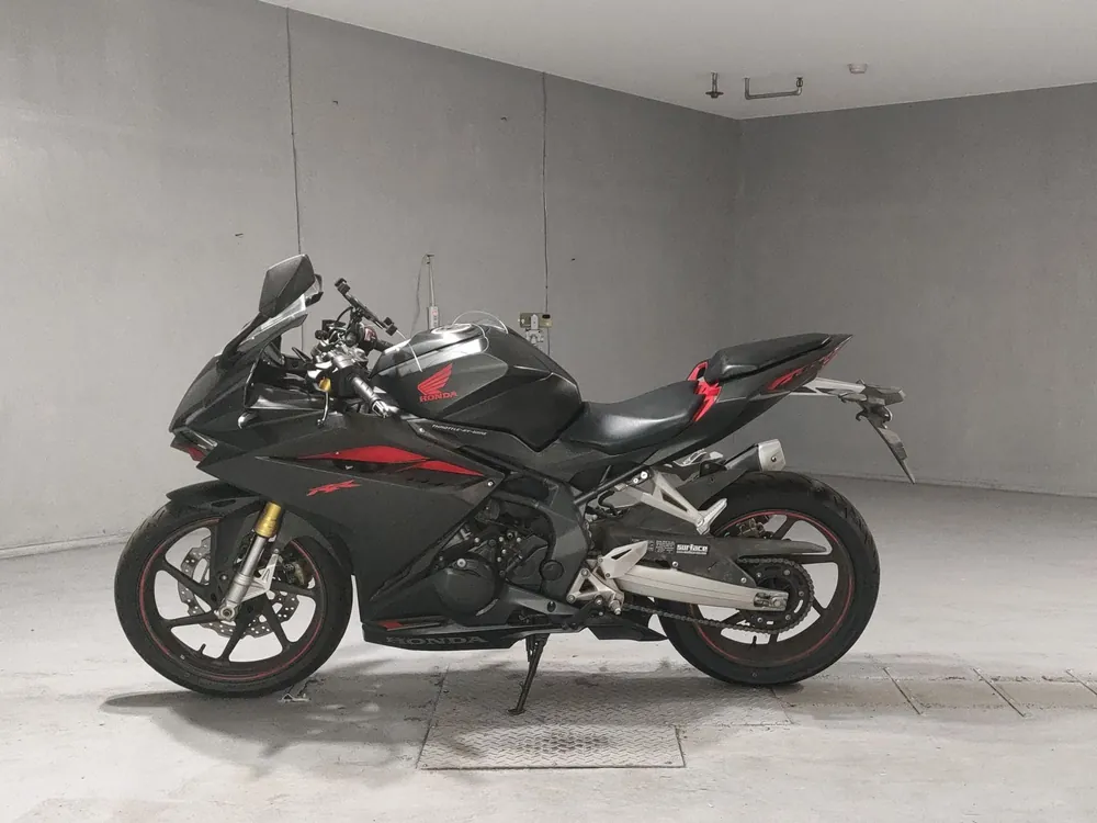 Honda CBR250RR, чёрный, фото 2