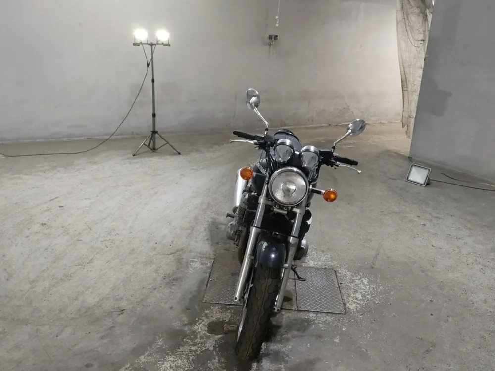 Kawasaki ZRX1100 1995, чёрный, фото 3