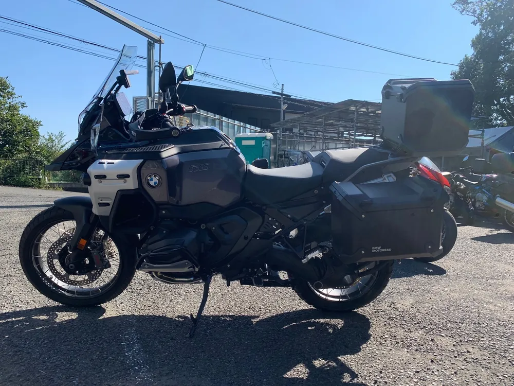 BMW R1300GS ADV 2026, серый, чёрный, фото 3