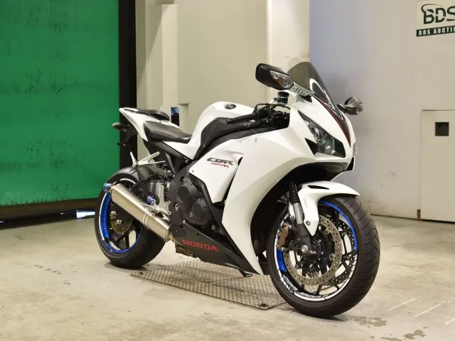 Honda CBR1000RR 2015, белый, фото 3