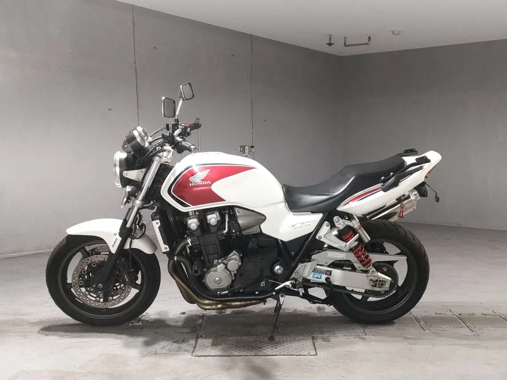Honda CB1300 2011, белый, красный, фото 2