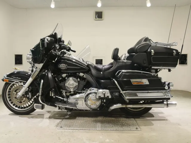 Harley-Davidson FLHTCU1580 2010, чёрный, фото 2