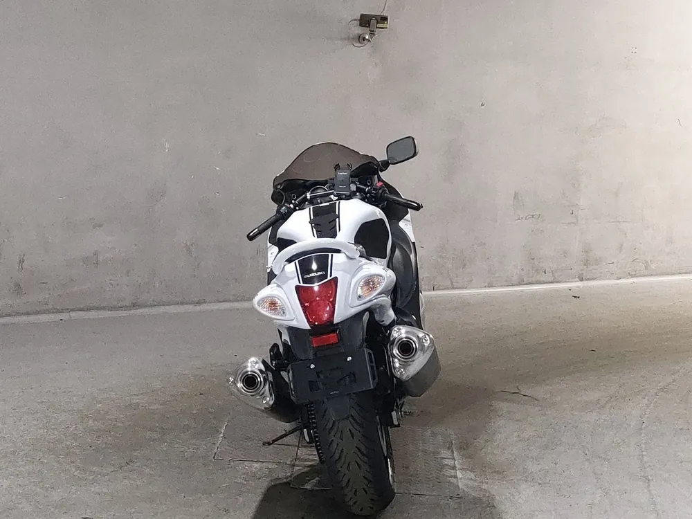 Suzuki GSX1300R Hayabusa 2018, белый, фото 4