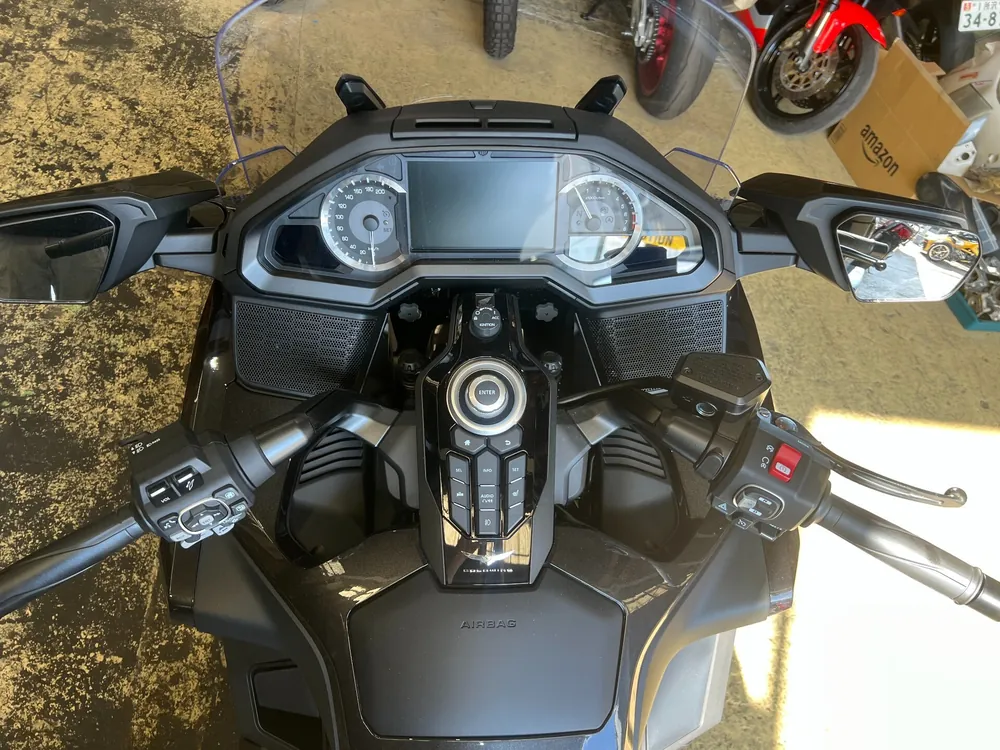 Honda GL1800 2026, чёрный, фото 2