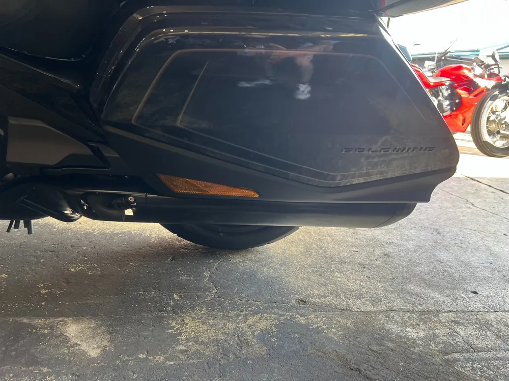 Honda GL1800 2026, чёрный, фото 8