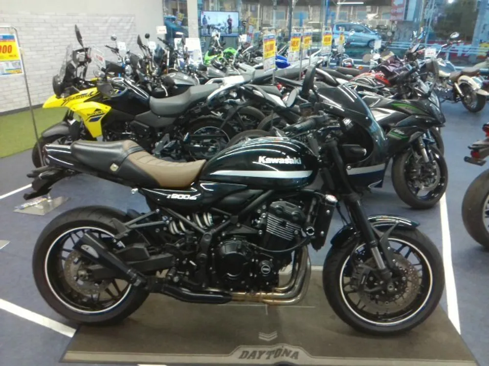Kawasaki Z900RS 2021, чёрный, фото 10