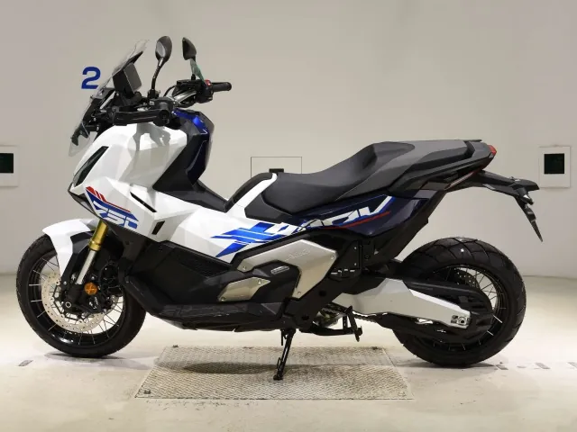 Honda X-ADV750, белый, фото 2