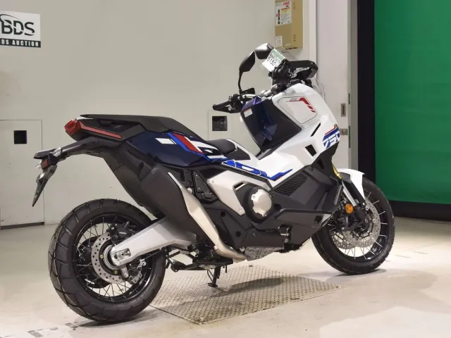 Honda X-ADV750, белый, фото 5