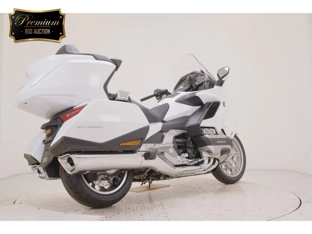 Honda GL1800 2026, белый, фото 5