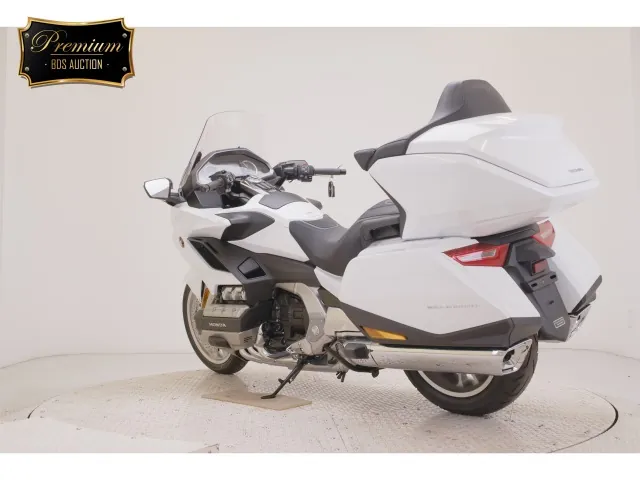 Honda GL1800 2026, белый, фото 6