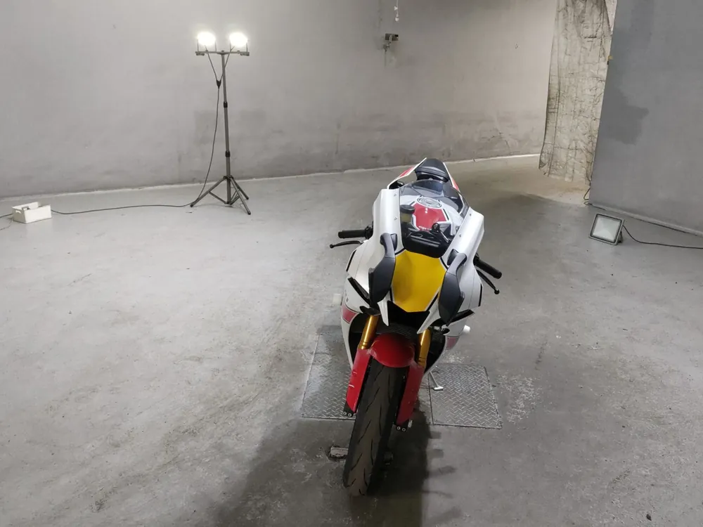 Yamaha YZF-R1M 2023, фото 3