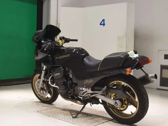 Kawasaki GPZ900R Ninja 1993, чёрный, фото 6