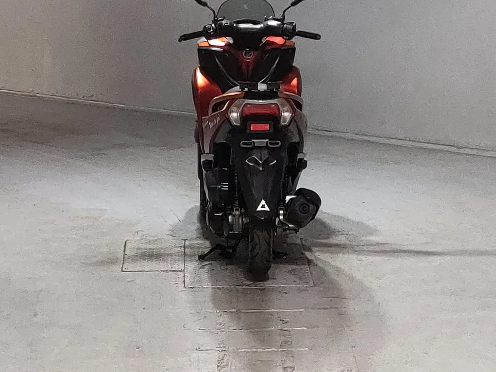 Yamaha Tricity 125, красный, фото 4